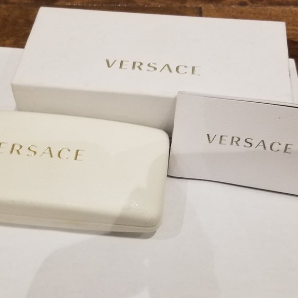 Versace glasses box - Picture 2 of 3